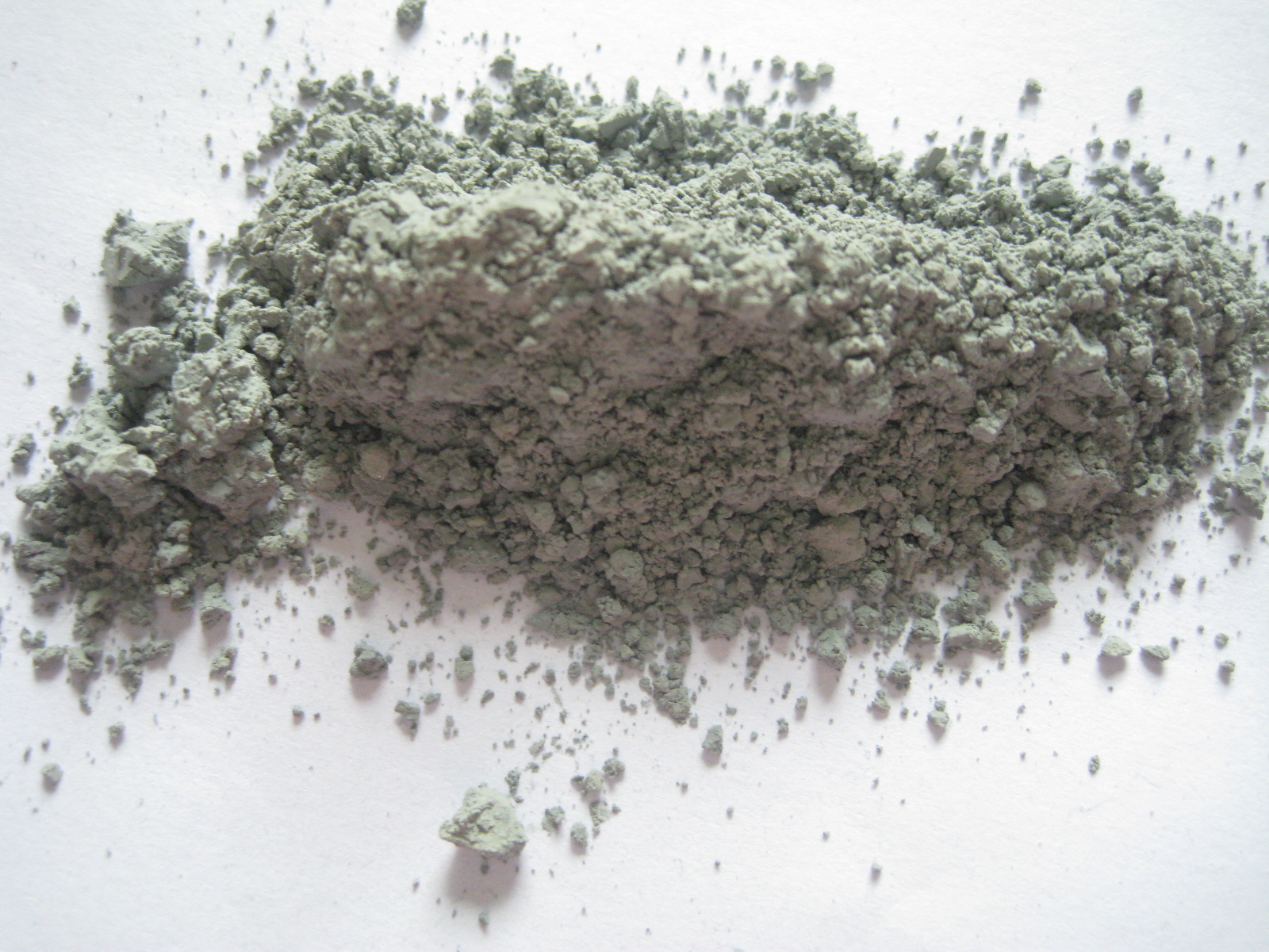 绿碳化硅240目绿硅粉酸洗水分工艺绿碳微粉